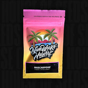 Leuchtender Nine Weeks Harvest Mascarpone Beutel mit Sonnenuntergang, Palmen und Genetik Cheese x Lemon Cherry